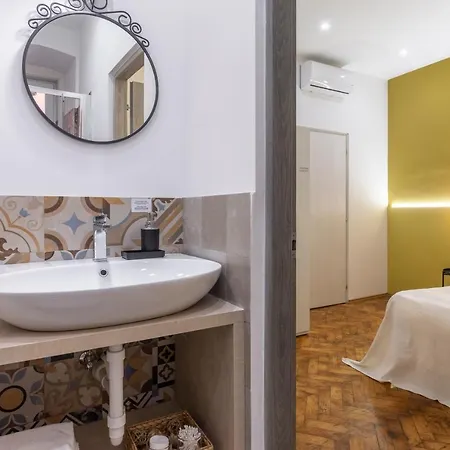 Brand New Guest With Wi-fi In The Center Apartamento *