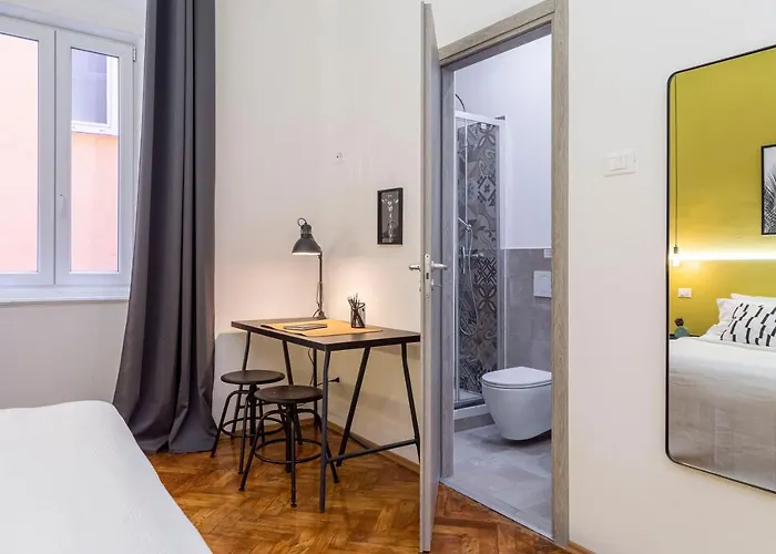 Brand New Guest With Wi-fi In The Center